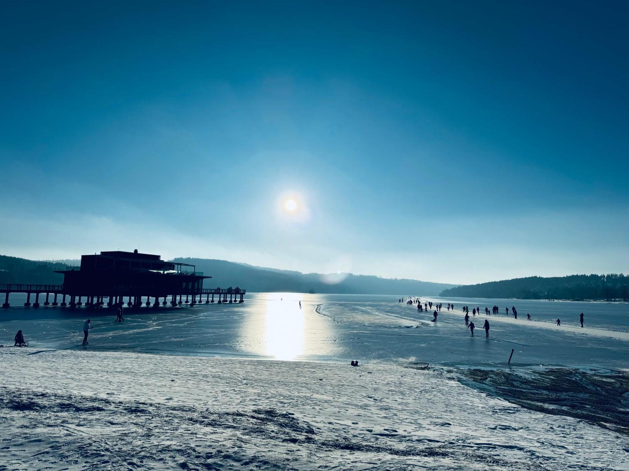 Molo Lipno Resort Luxusni Apartman 4Kk เชสกี้ครุมลอฟ ภายนอก รูปภาพ