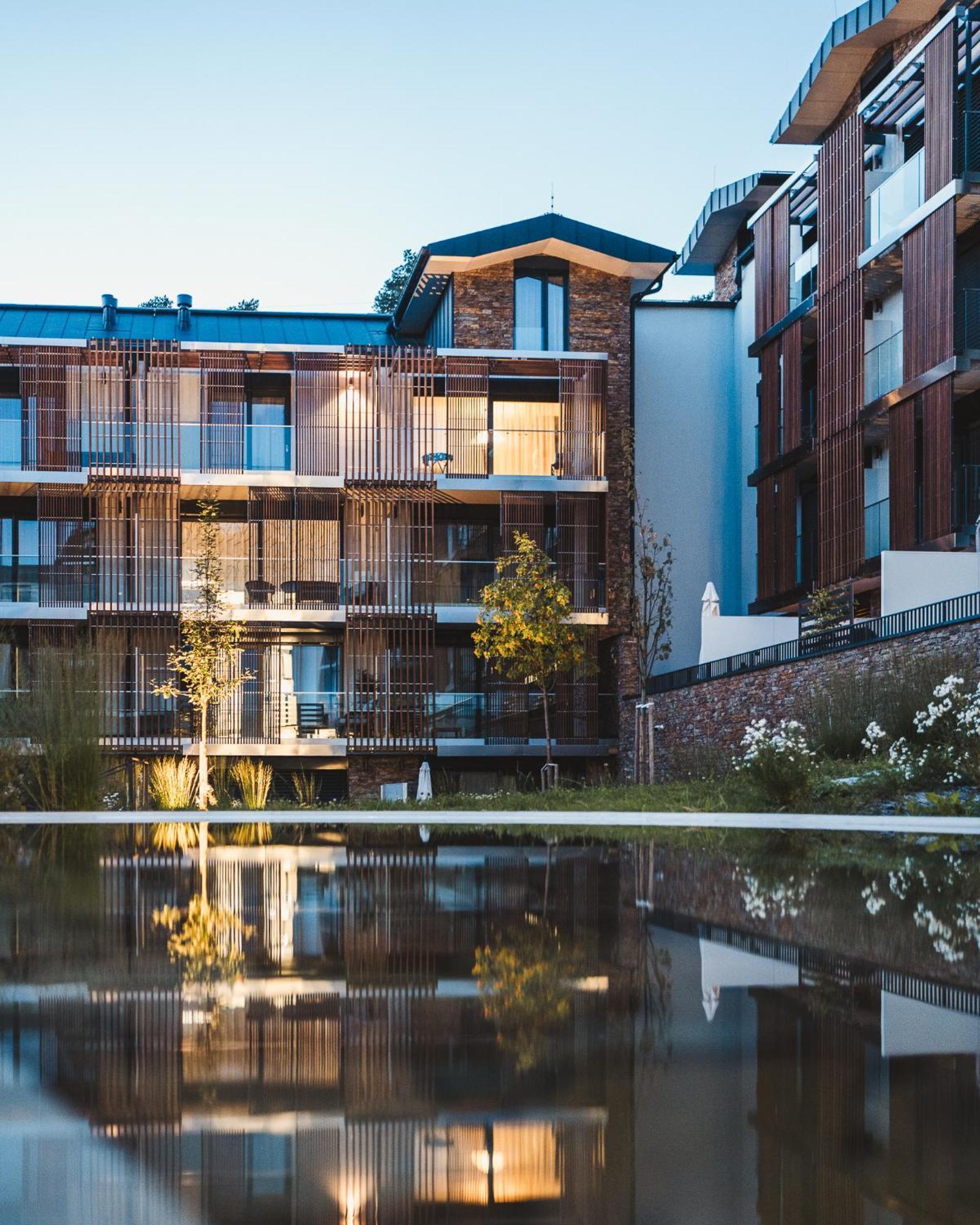 Molo Lipno Resort Luxusni Apartman 4Kk เชสกี้ครุมลอฟ ภายนอก รูปภาพ