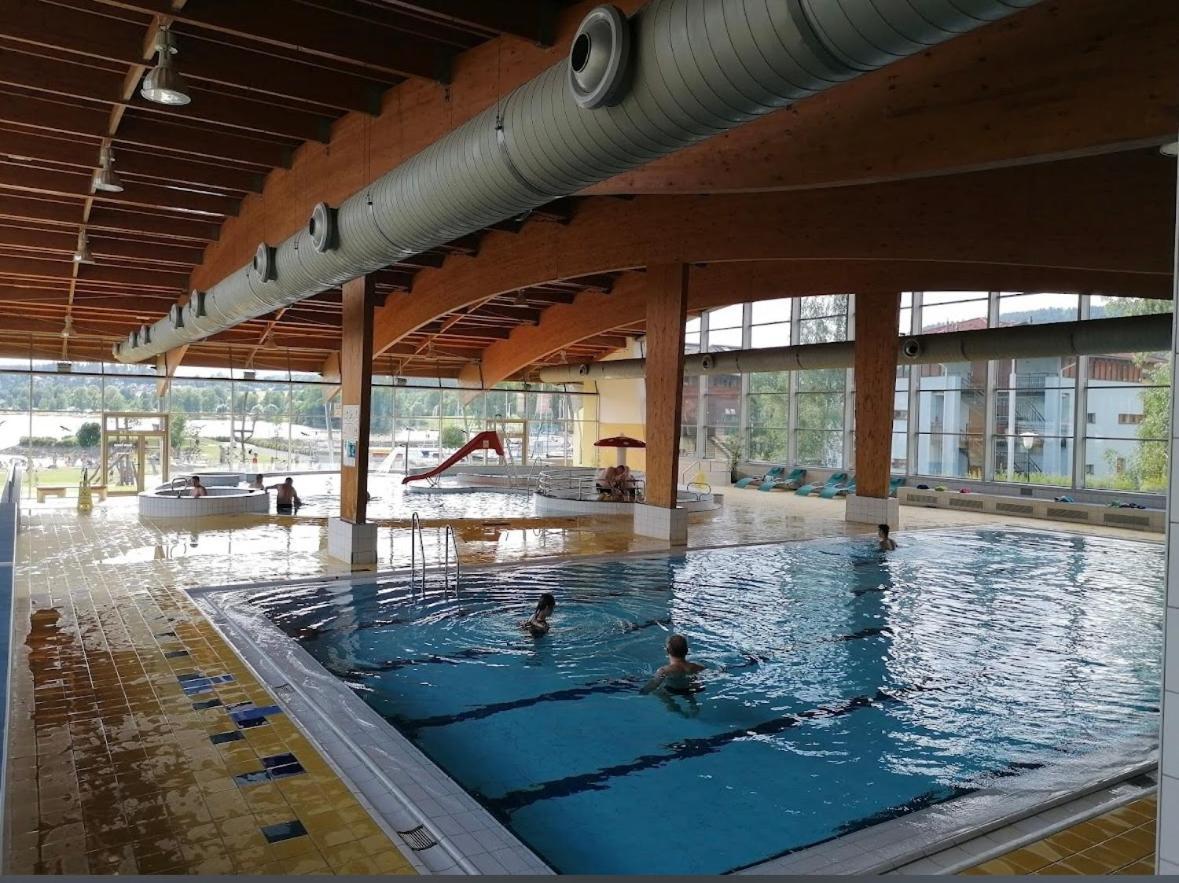 Molo Lipno Resort Luxusni Apartman 4Kk เชสกี้ครุมลอฟ ภายนอก รูปภาพ