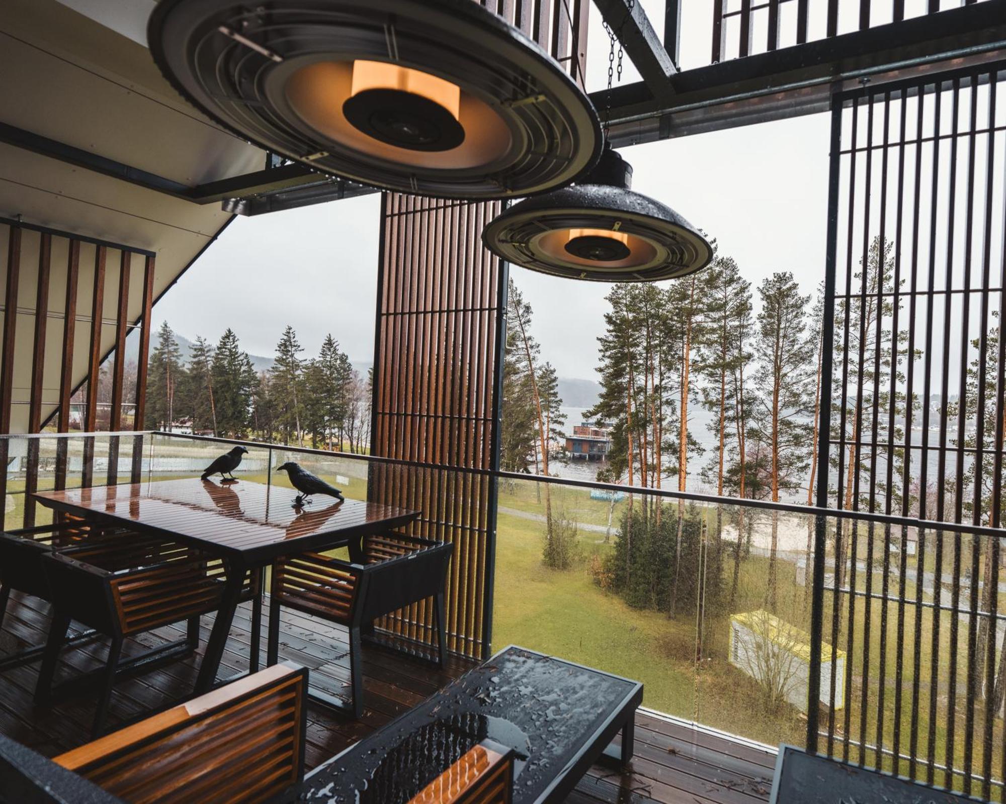 Molo Lipno Resort Luxusni Apartman 4Kk เชสกี้ครุมลอฟ ภายนอก รูปภาพ